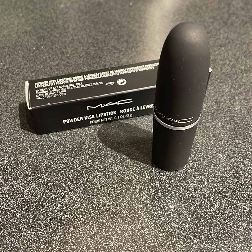 MAC Powder Kiss lipstick, Werk Werk Werk.